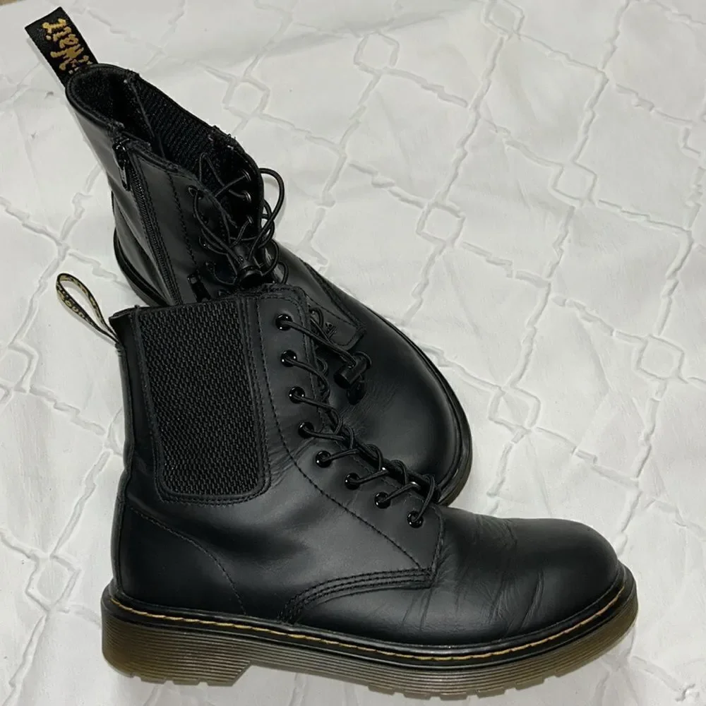 Dr Martens Black Lace Up Combat Boots(Size 5)